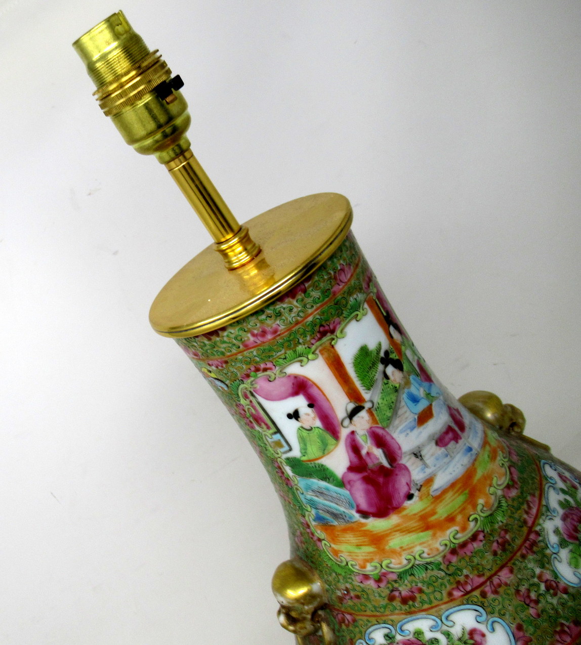 759. Antique Famille Rose Medallion Canton Cantonese Ormolu Chinese Table Lamps Pair - Image 8