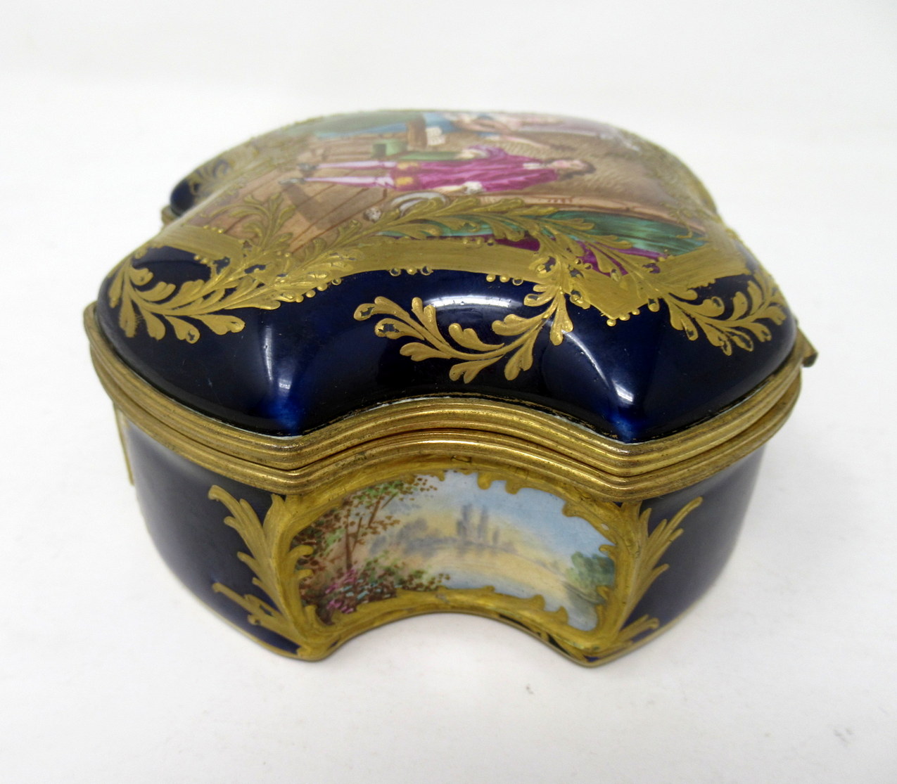 558. French Sevres Porcelain Hand Painted Jewellery Casket Ormolu Mounts 19th Century - Image 6