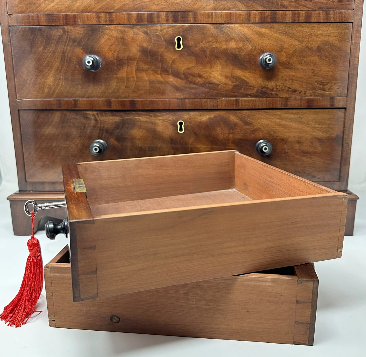 070. Antique English Regency Miniature Apprentice Chest Drawers Flame Mahogany 19Ct - Image 5