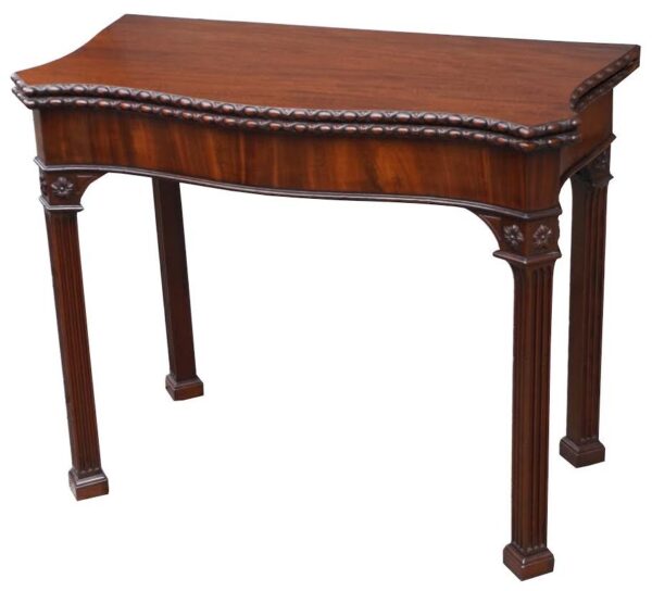 461. Fine George III Mahogany Serpentine Card Table Manner of Wright and Elwick Circa 1760