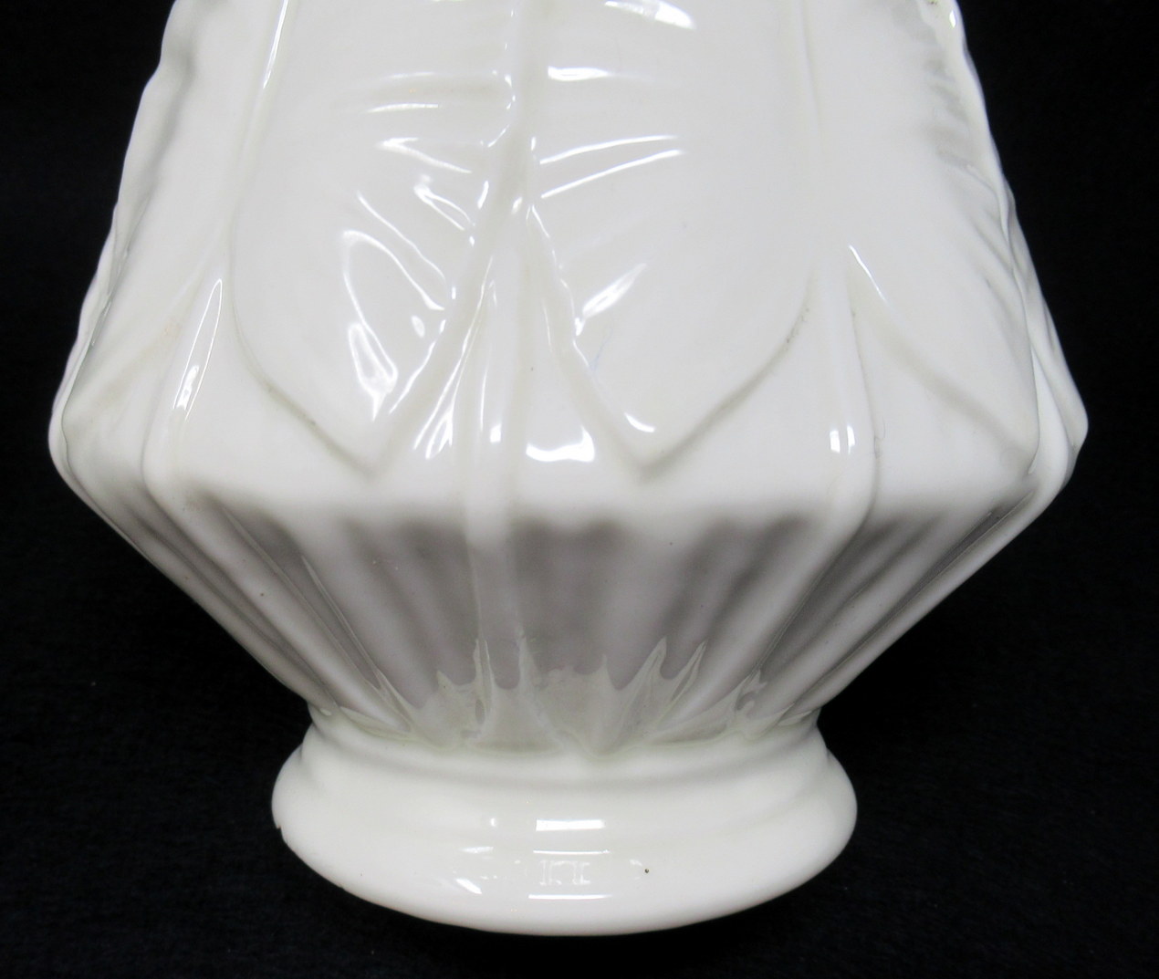 504. Rare Large Pair Irish Belleek Nile Vases Cala Lily Black Mark 1863-1891 - Image 7