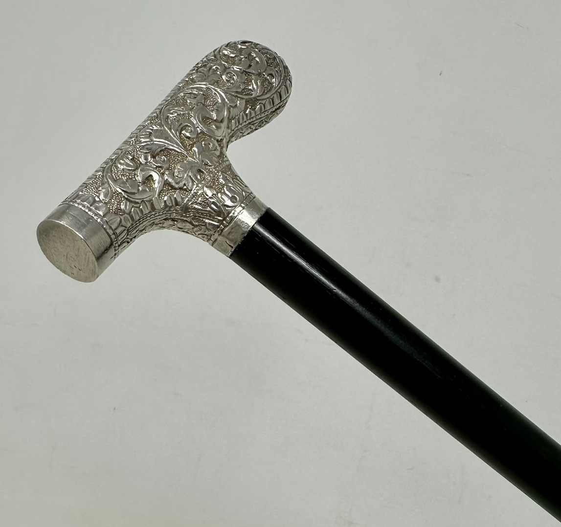 685. Antique Vintage Ladys Art Nouveau Walking Dress Stick Sterling Silver Tau Handle - Image 4