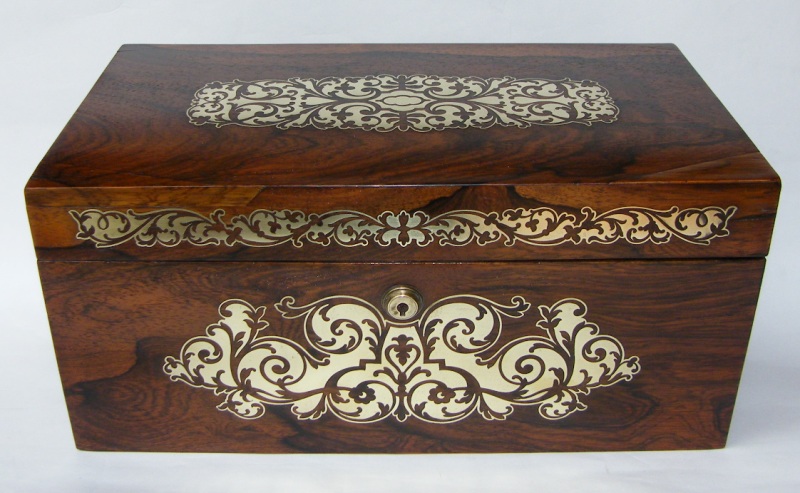 139. Superb Regency Brass Inlaid Rosewood Tea Caddy - Image 2