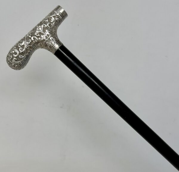 685. Antique Vintage Ladys Art Nouveau Walking Dress Stick Sterling Silver Tau Handle