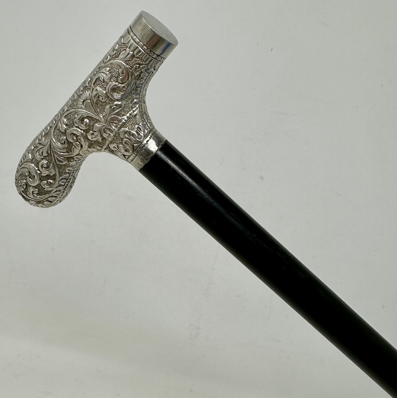 685. Antique Vintage Ladys Art Nouveau Walking Dress Stick Sterling Silver Tau Handle - Image 3