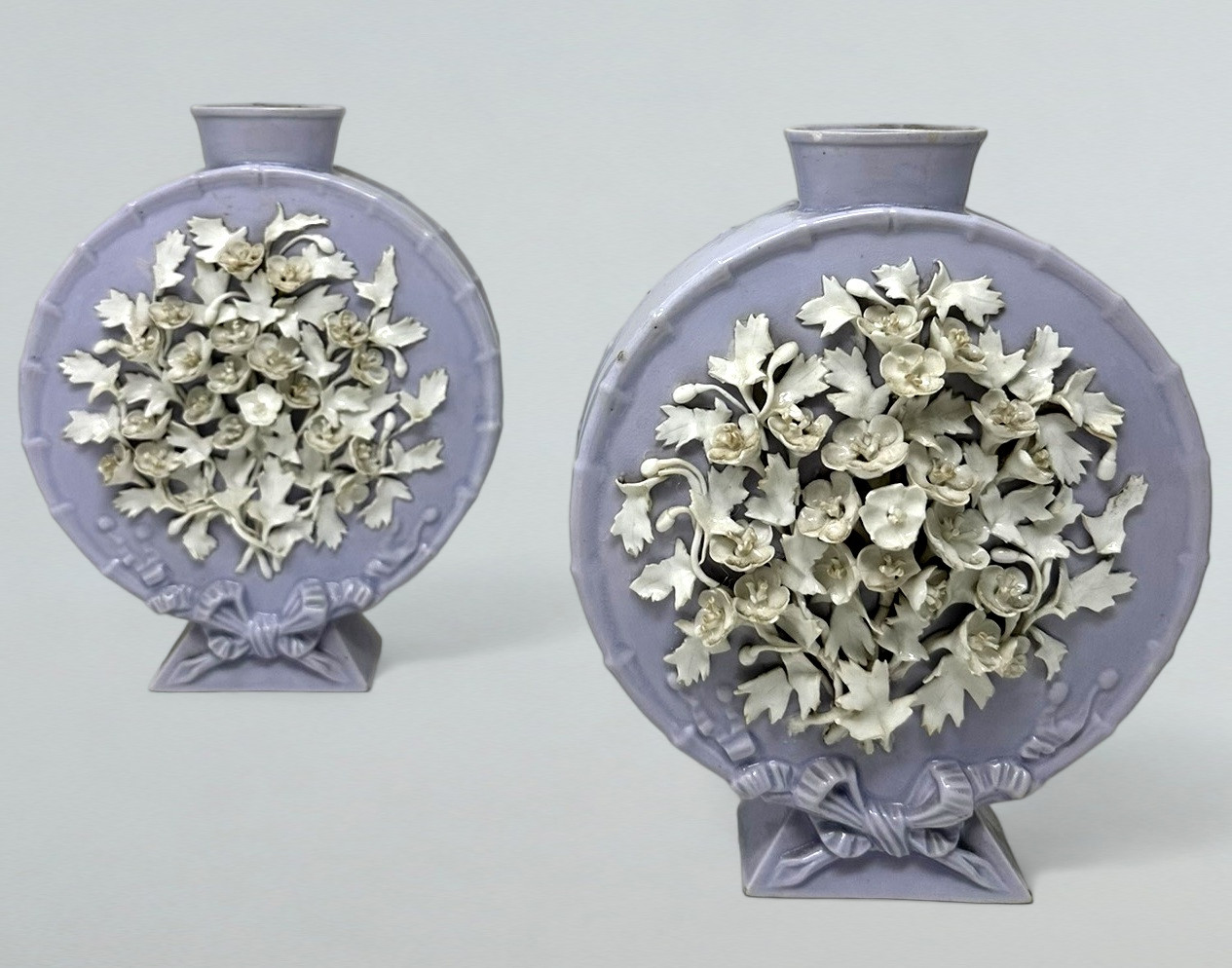 274. Antique Pair French Victorian Porcelain Urns Vases Moon Flasks 19thCt Provenance - Image 10