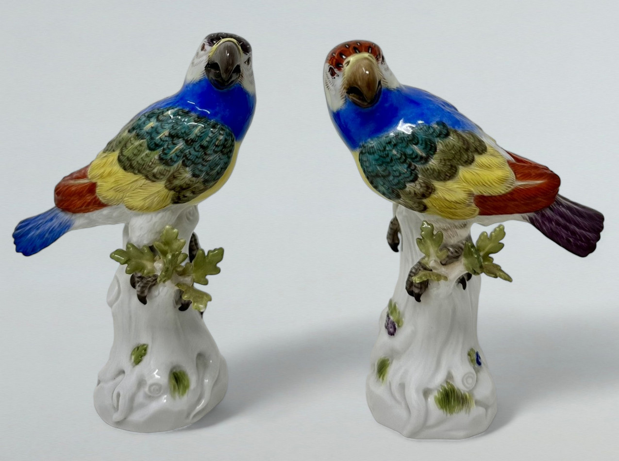 669. Antique Pair of German Meissen Continental Parrots Birds Green Gilt 19th Century - Image 2