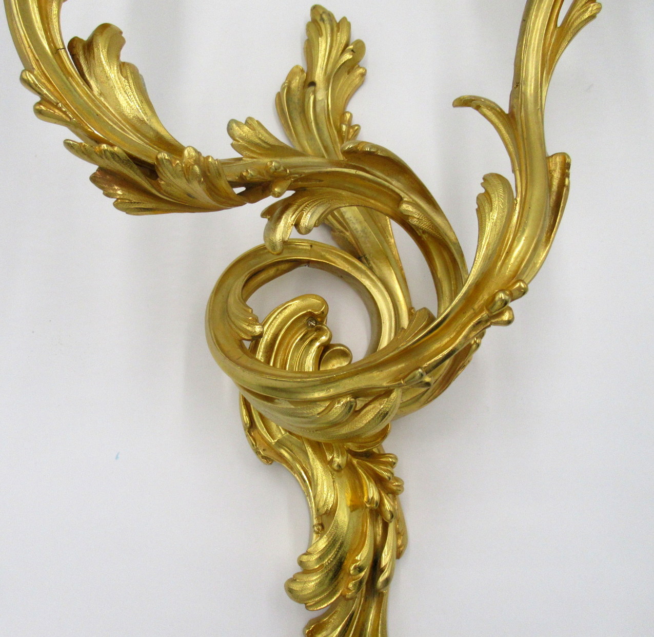 346. Antique Pair of Ormolu Gilt Bronze Twin Light Wall Candle Sconces Appliques 19Ct - Image 7