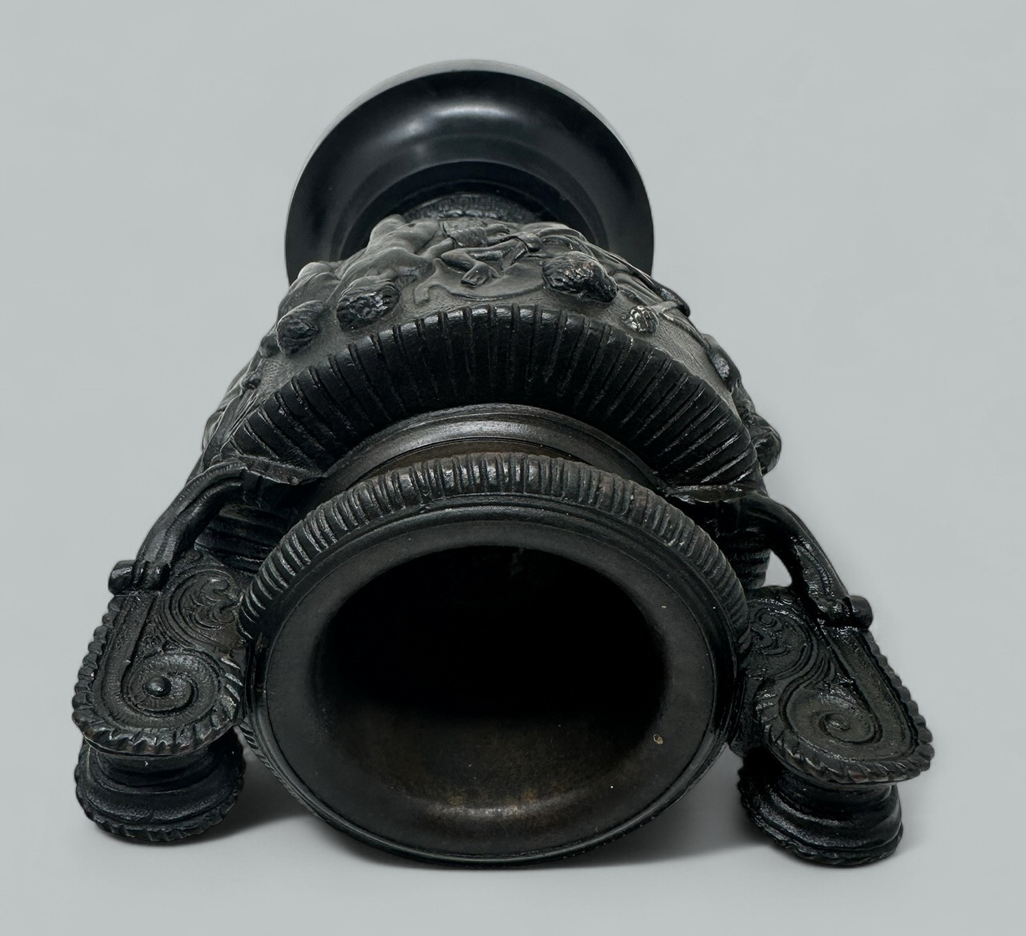 489. Antique Pair French Roman Bronze Townley Urns Vases Black Marble Grand Tour 19Ct - Image 8