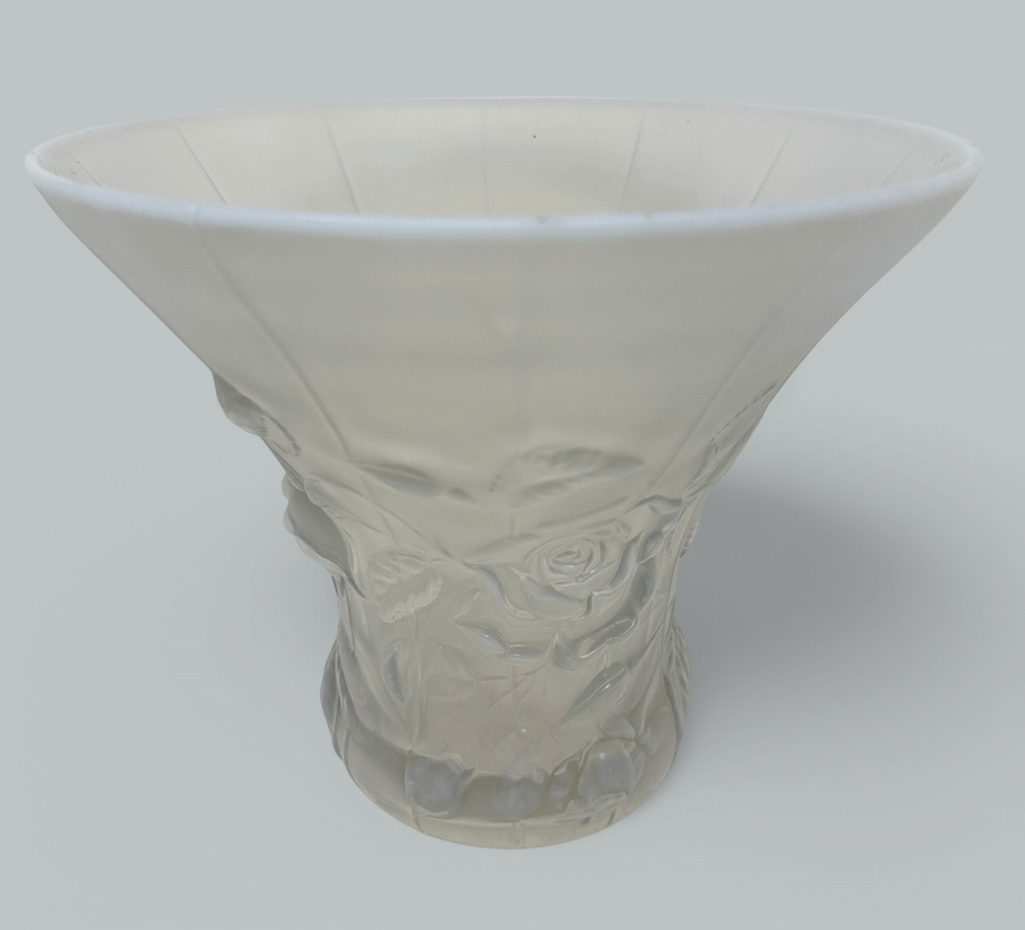 287. Antique Rene Lalique Style Barolac Art Deco Opalescent Bowl Centerpiece 1930s