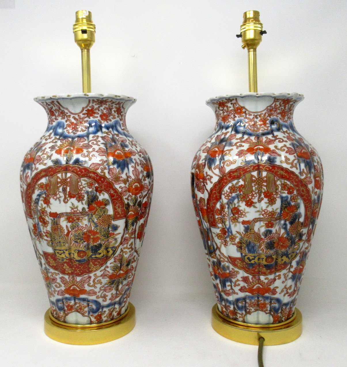 417. Antique Pair Japanese Chinese Imari Porcelain Ormolu Table Lamps Blue Red Gilt - Image 3