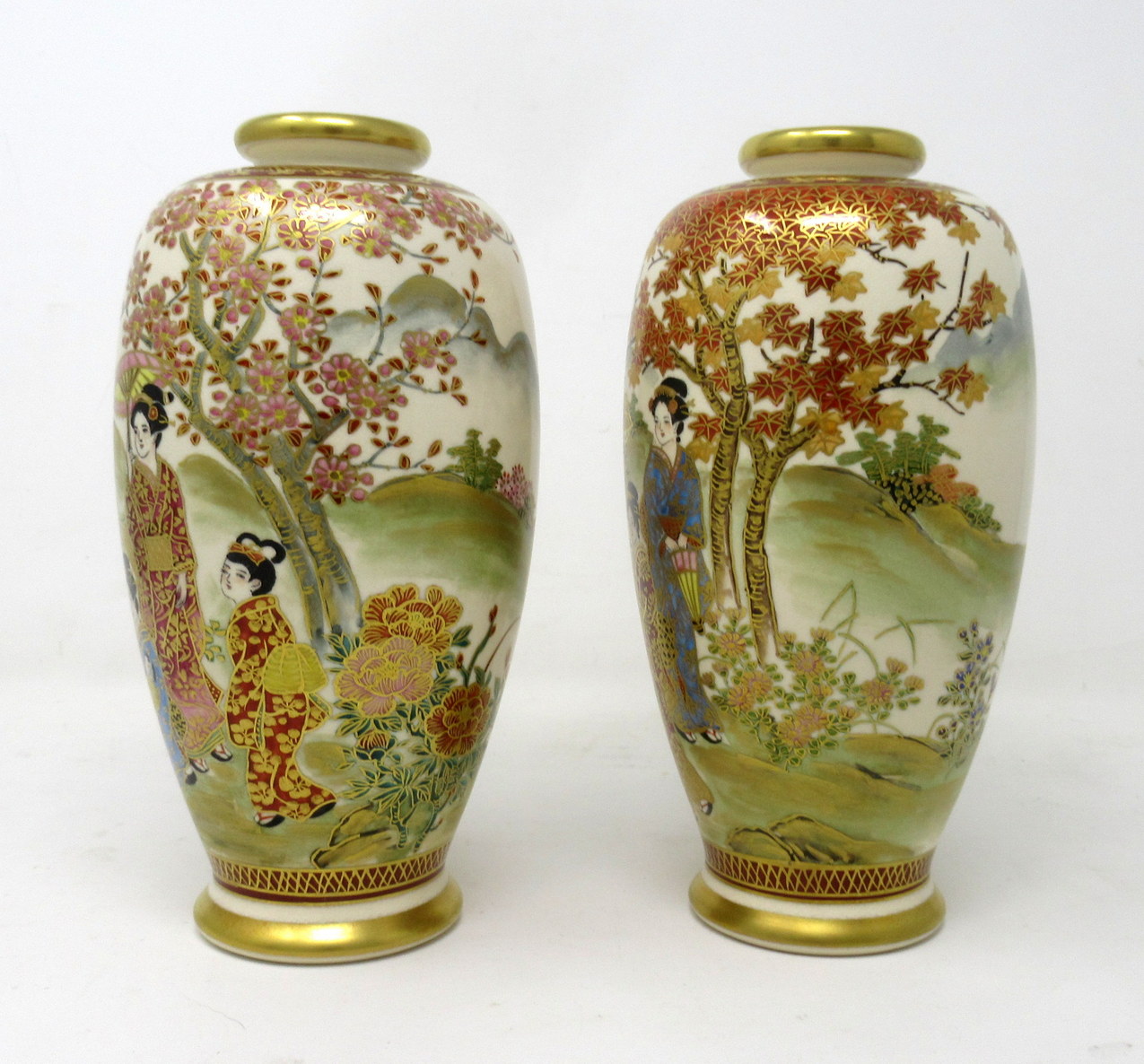 590. Antique Vintage Pair Japanese Hand Painted Gilt Vases Meiji Period - Image 3
