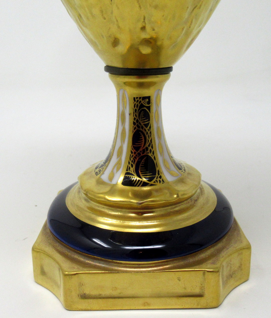 276. Stunning Pair Royal Crown Derby Old Imari Porcelain Vases mid 20thCt - Image 6