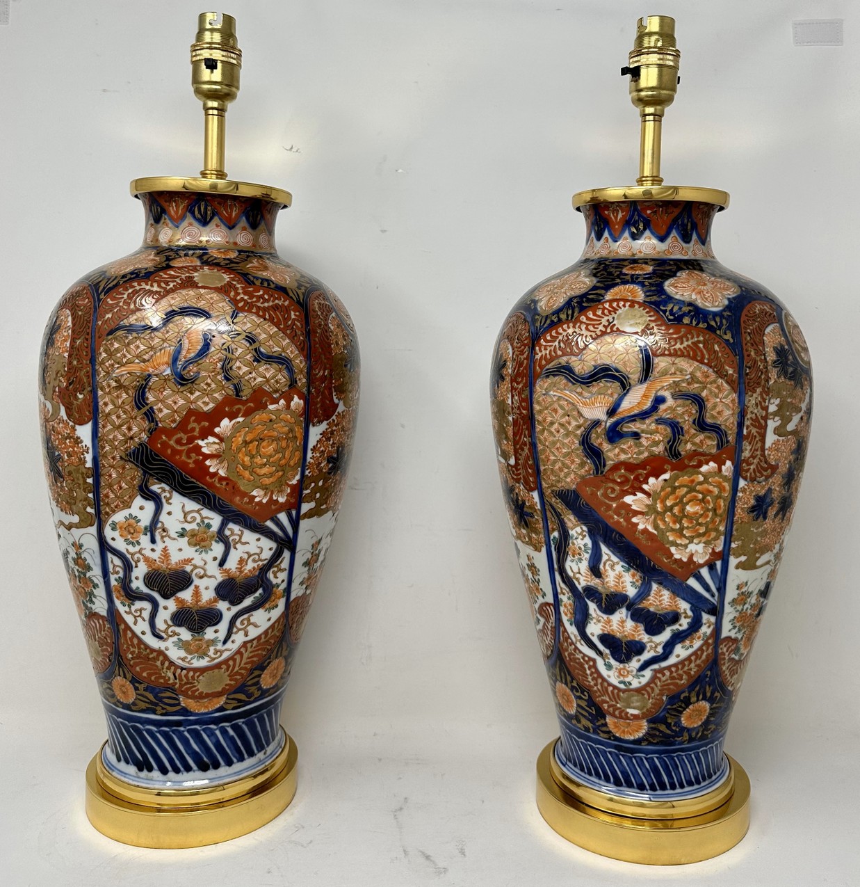 873. Antique Pair Japanese Chinese Imari Porcelain Ormolu Table Lamps Blue Red Gilt - Image 4