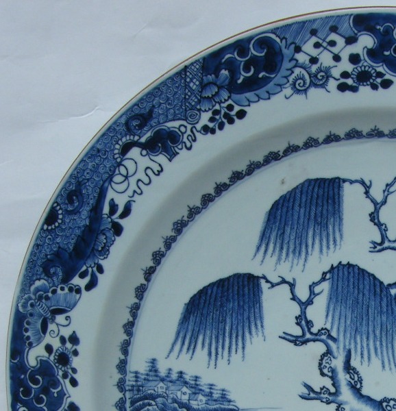 546. LARGE Chinese Blue White Charger 18th Century - Image 3