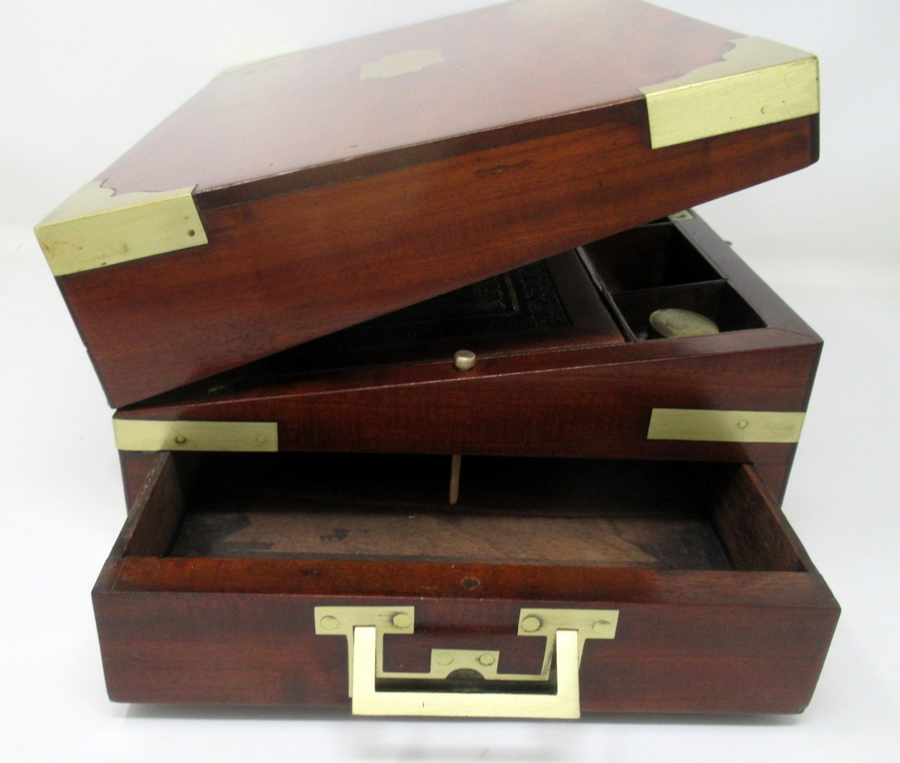 311. Antique Georgian Mahogany Victorian Brass Bound Traveling Writing Slope Box 19Ct - Image 7