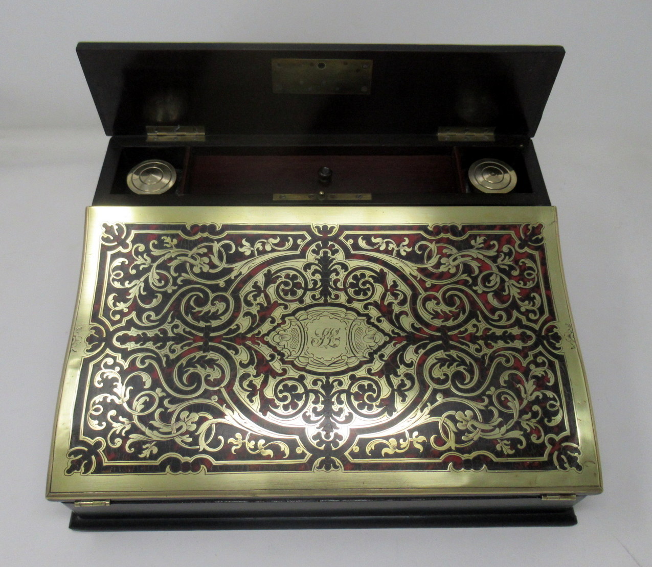 642. Antique French Tortoiseshell Brass Inlaid Boulle Mahogany Writing Slope Box 19Ct - Image 5