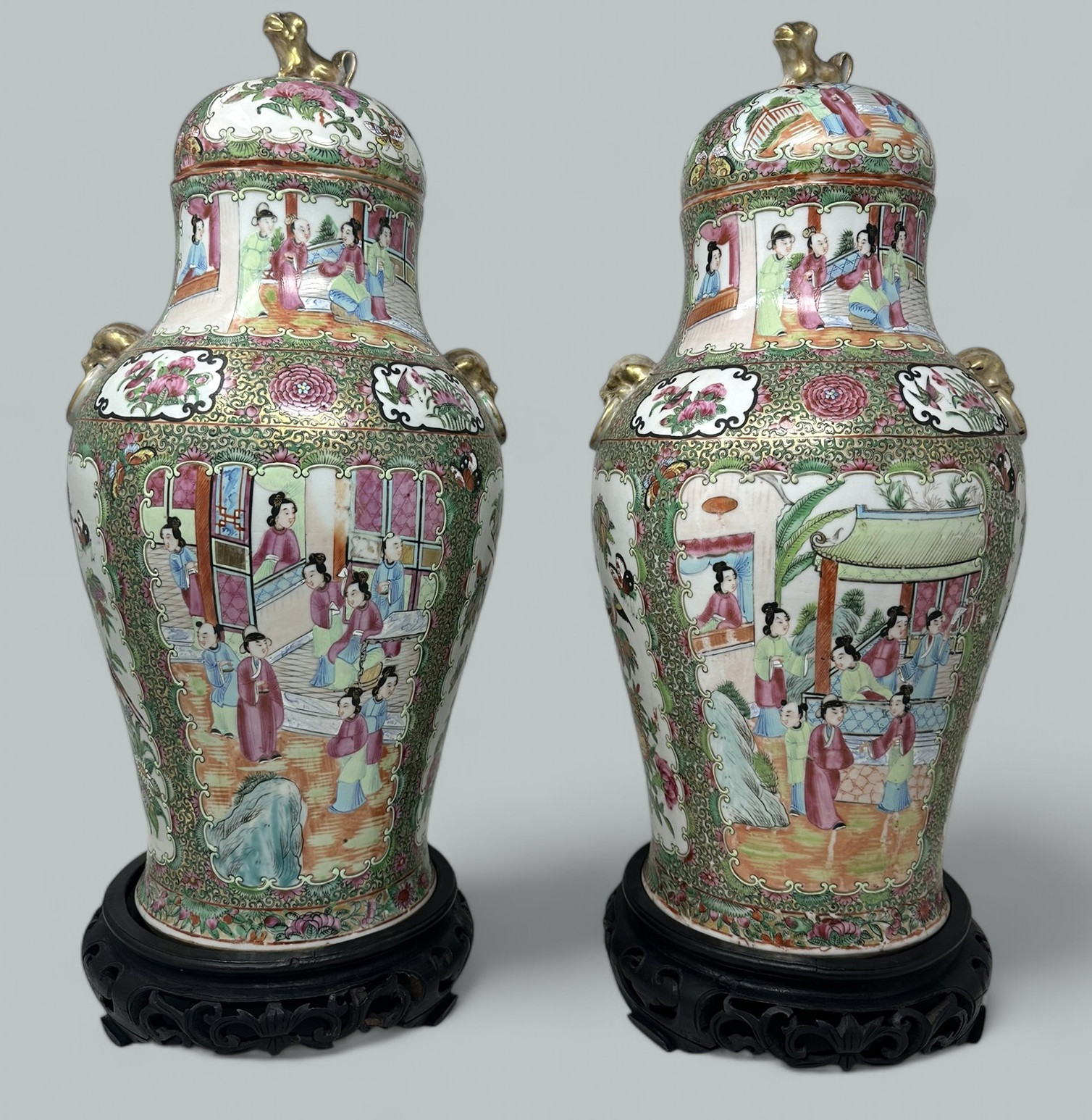 953. Antique Pair Famille Rose Medallion Canton Cantonese Chinese Fo Dog Vases Urns - Image 3