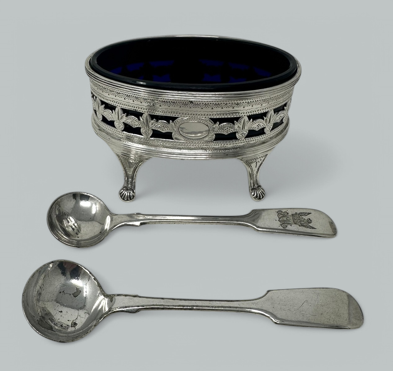 239. Antique Georgian Sterling Silver Set Pair Salts Glass Liners 1883 Nathan Hayes - Image 3