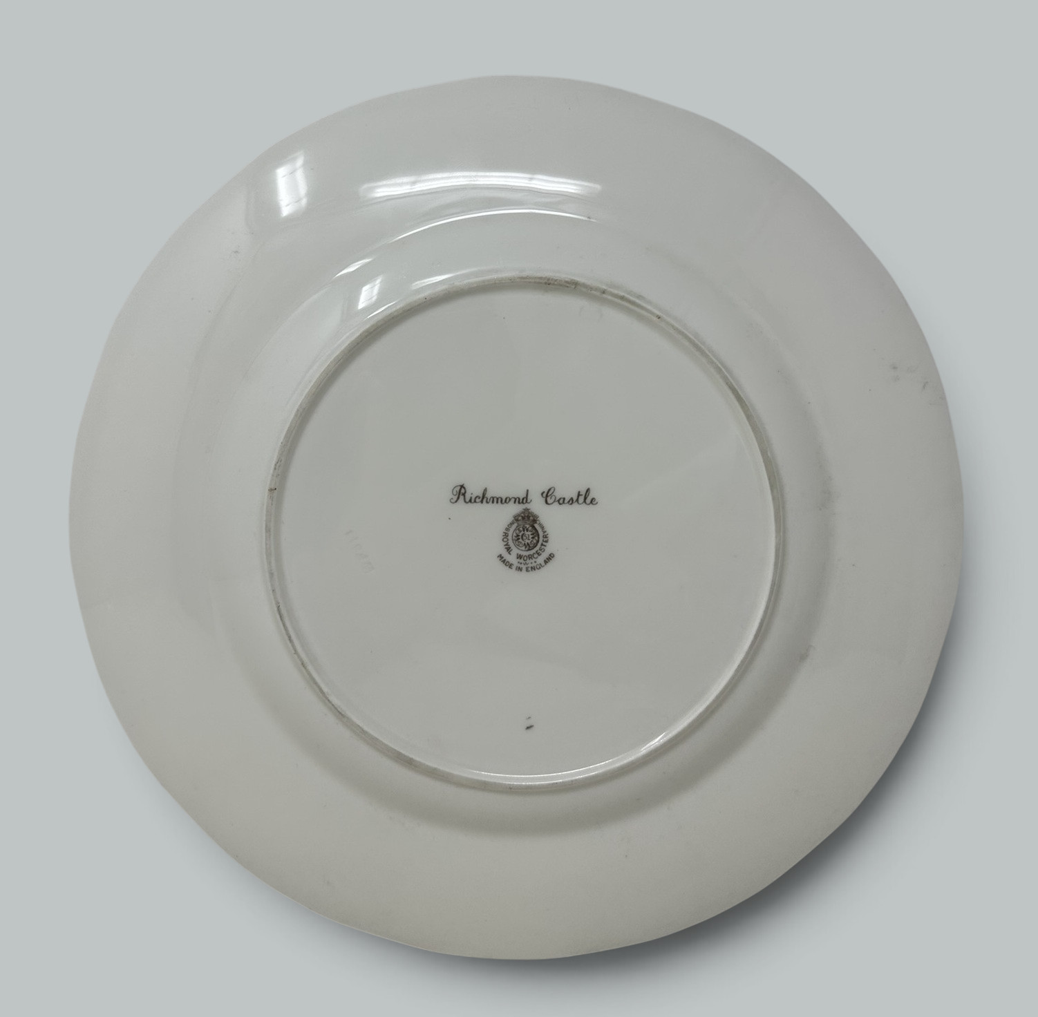 091. Royal Worcester Cabinet Plate Richmond Arundel Kilchurn Oystermouth Castle Views - Image 15
