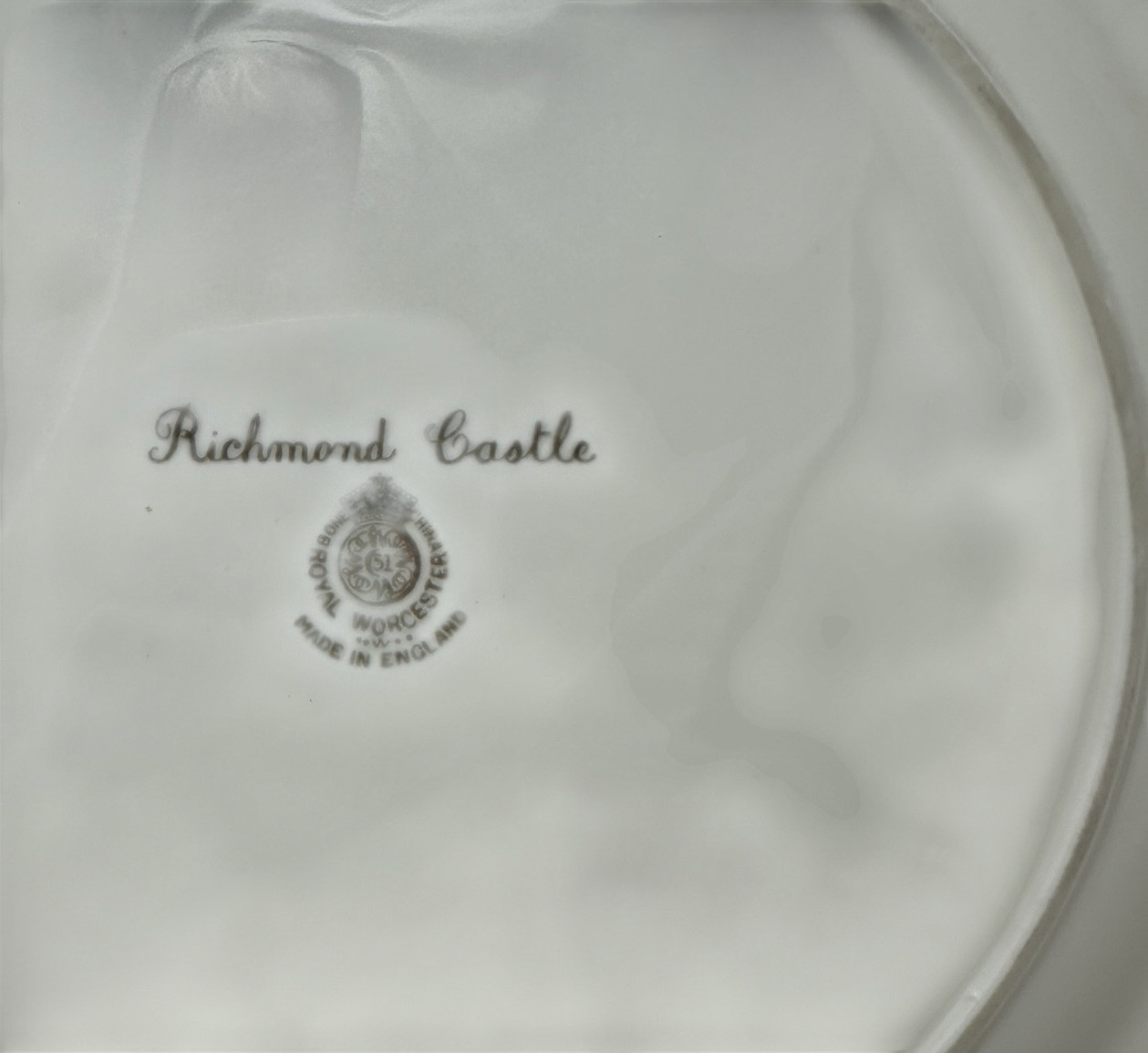 091. Royal Worcester Cabinet Plate Richmond Arundel Kilchurn Oystermouth Castle Views - Image 16
