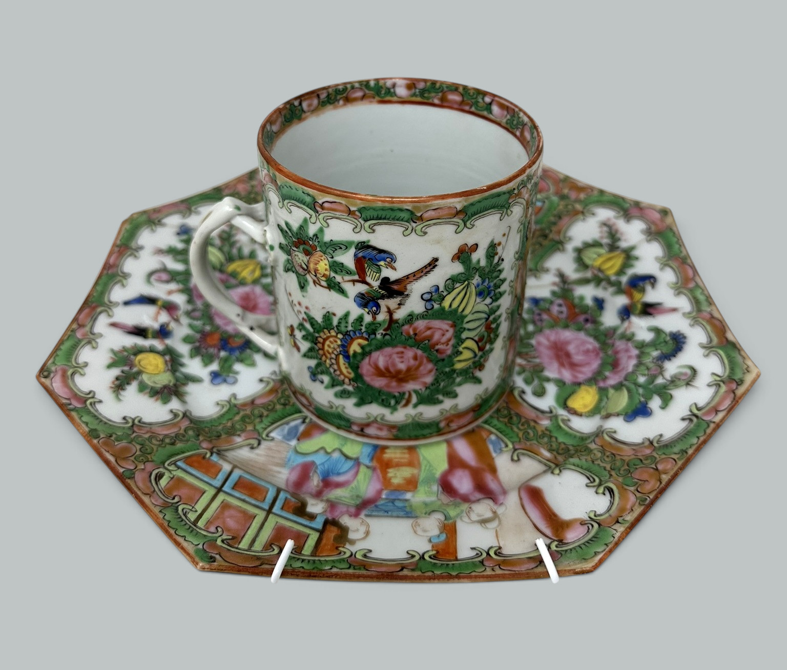 636. Antique Chinese Famille Rose Vert Porcelain Octagonal Hand Painted Plate Mug 19 - Image 5