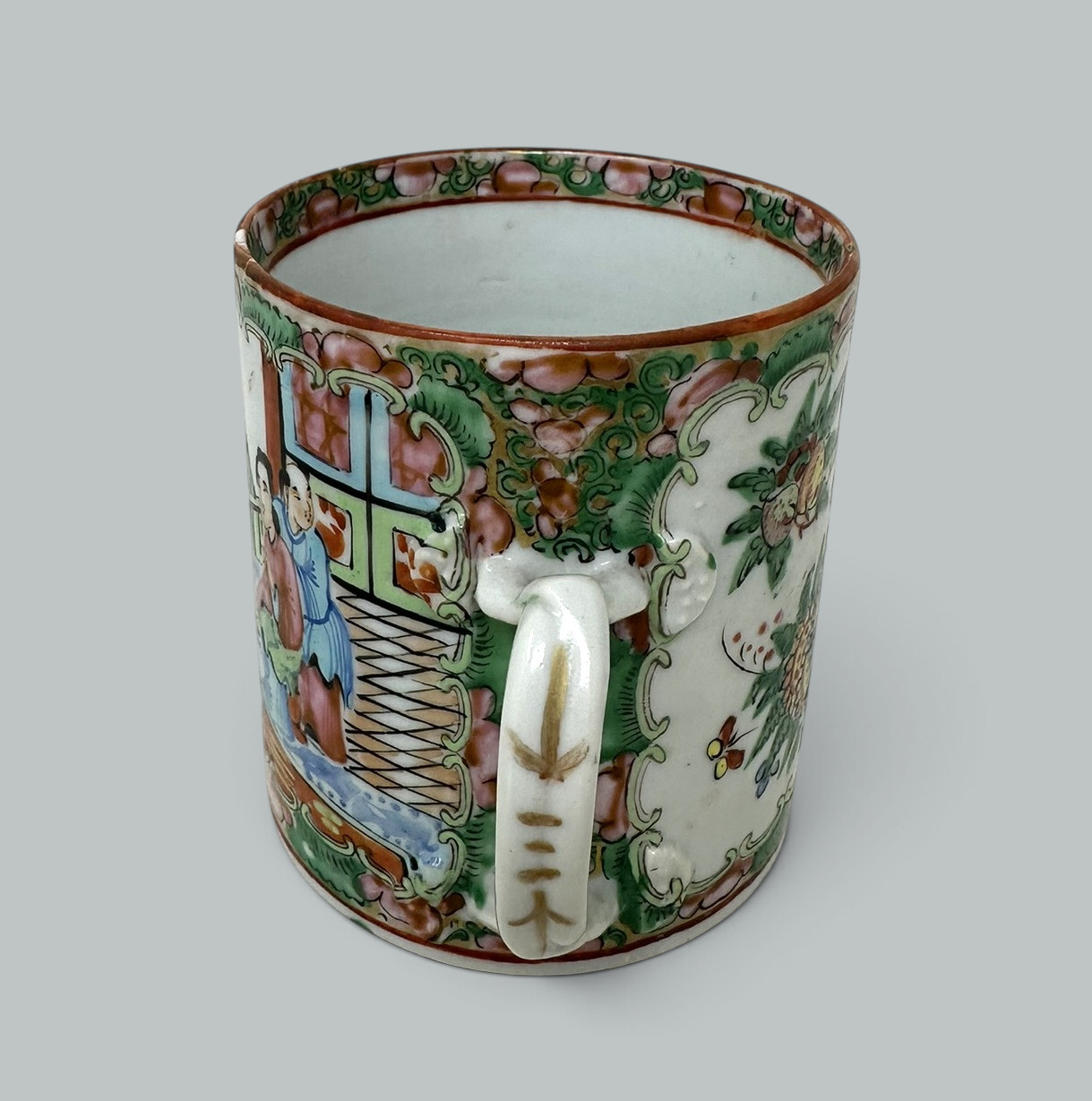 636. Antique Chinese Famille Rose Vert Porcelain Octagonal Hand Painted Plate Mug 19 - Image 7