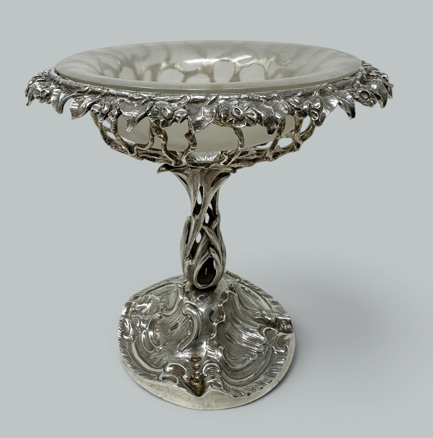623. Antique Victorian English Sterling Silver Tazza Compot Centerpiece Fruit Bowl - Image 4