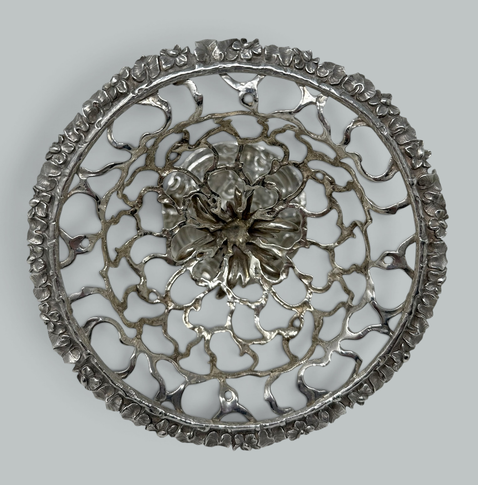 623. Antique Victorian English Sterling Silver Tazza Compot Centerpiece Fruit Bowl - Image 10