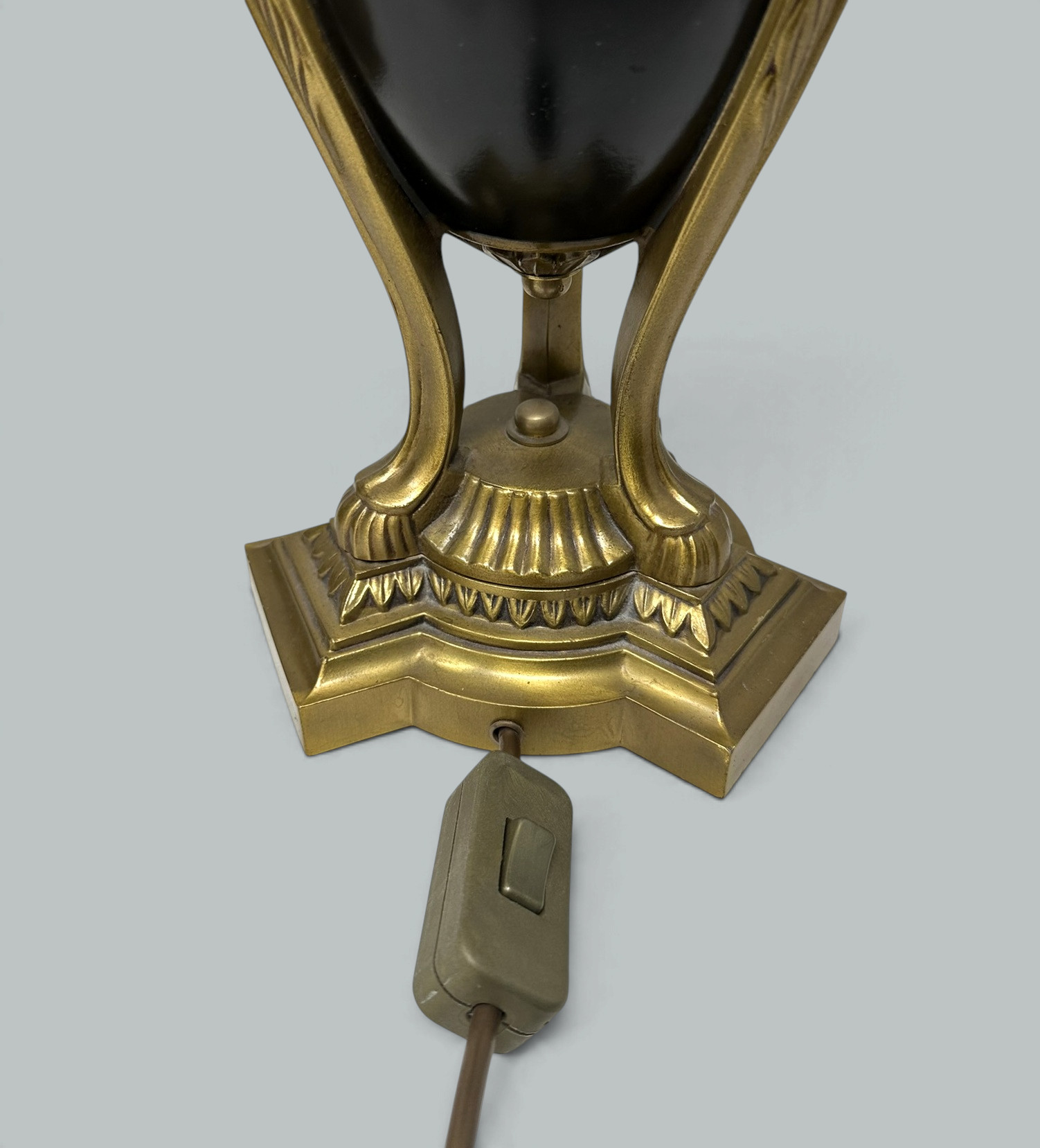 976. Antique Vintage Pair Cobalt Blue Gold Bronzed Porcelain Electric Table Lamps - Image 4