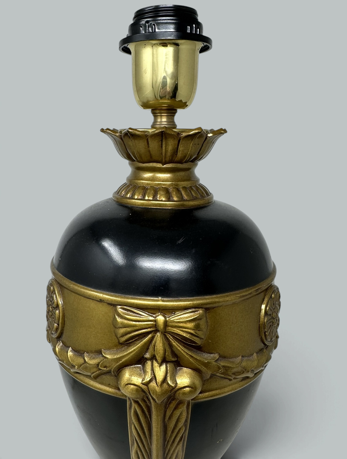 976. Antique Vintage Pair Cobalt Blue Gold Bronzed Porcelain Electric Table Lamps - Image 7
