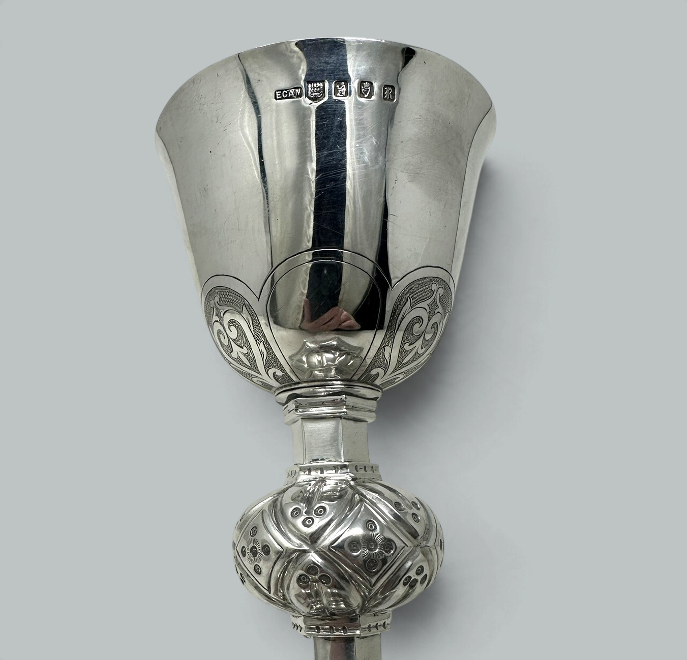 087. Antique Vintage Sterling Silver Wine Religious Goblet Chalice IRISH 1912. 12ozs - Image 4