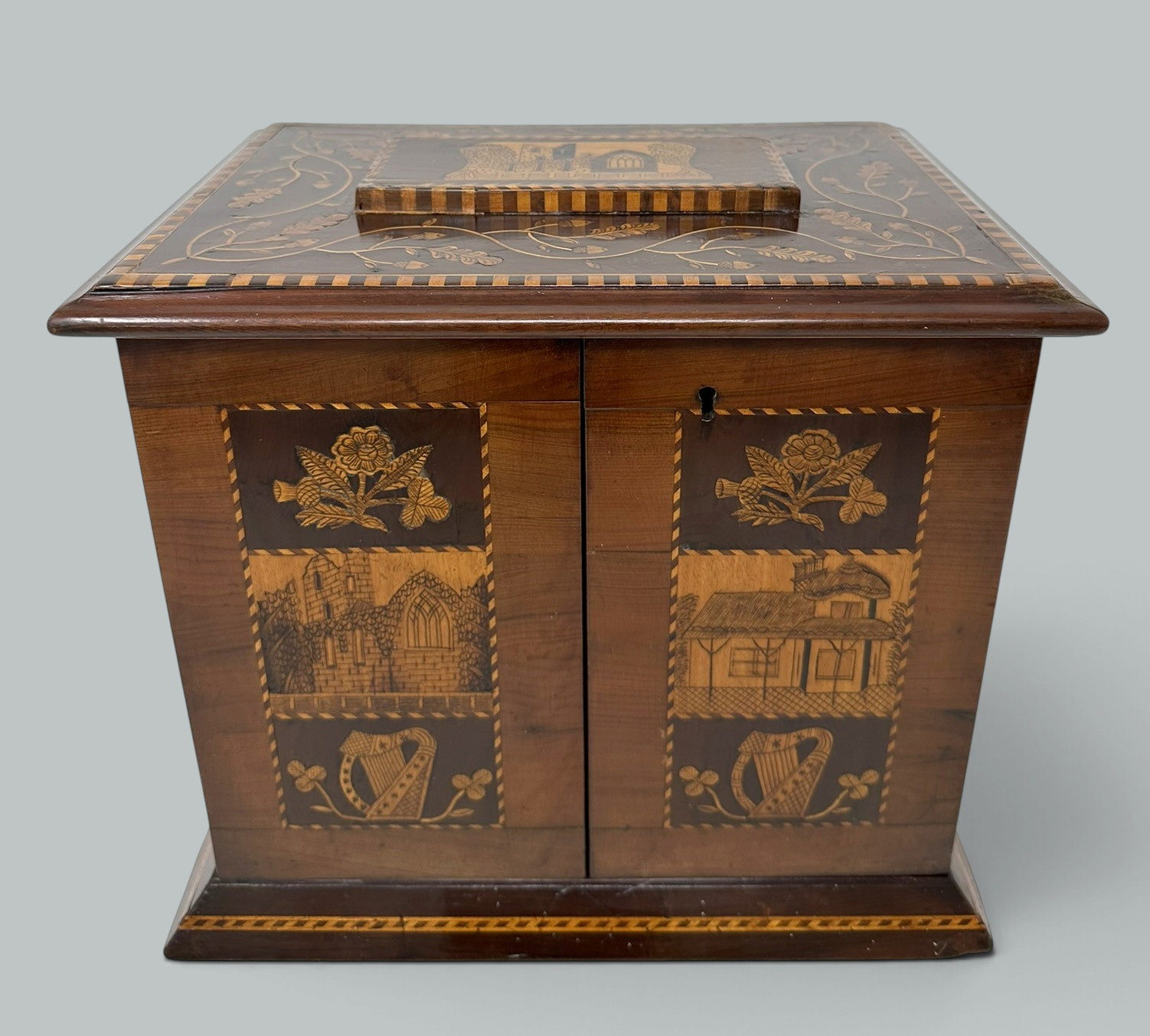 204. Antique Irish Castle Ruins Killarney Killarneyware Arbutus Wood Jewellery Casket - Image 4