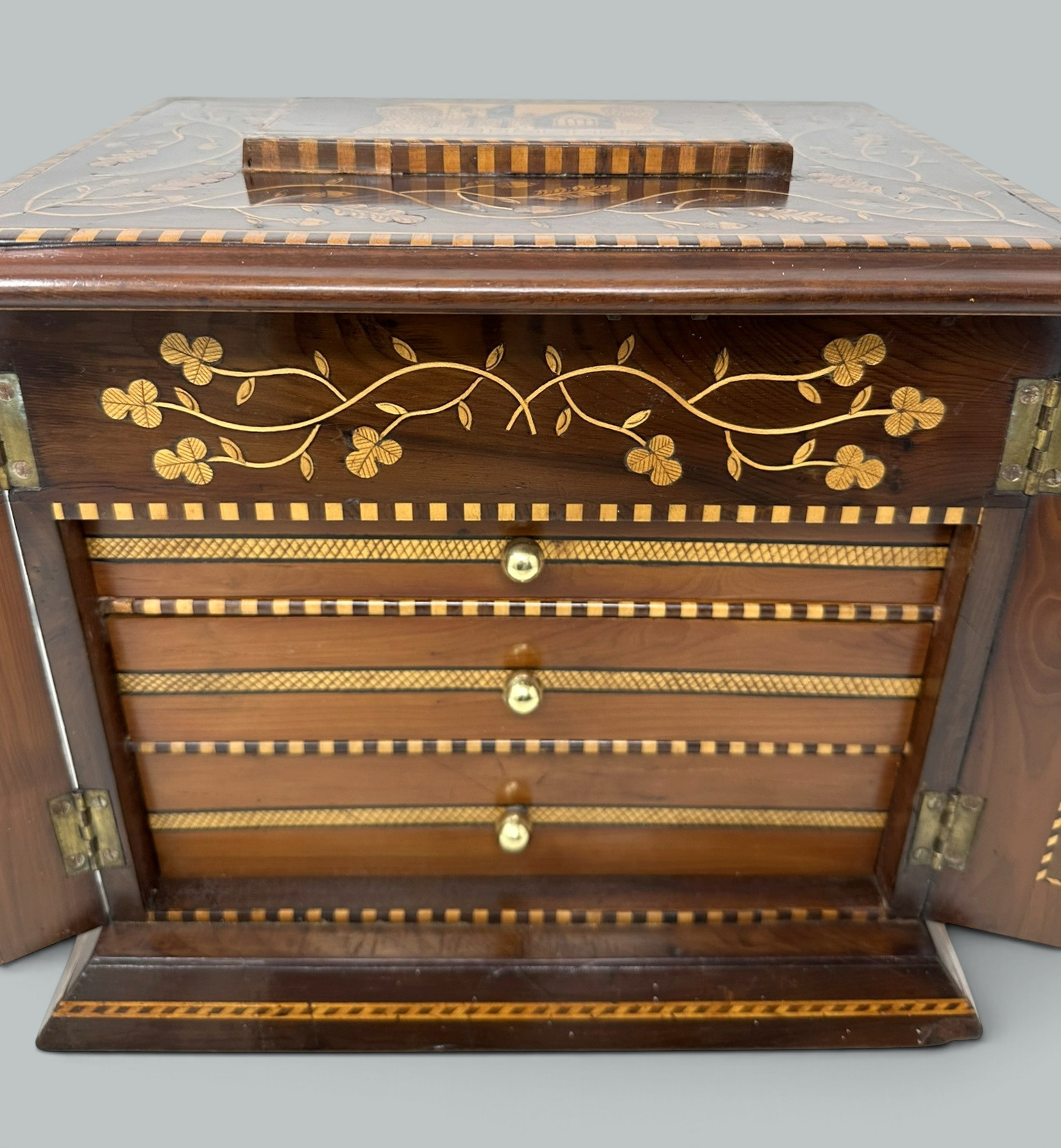 204. Antique Irish Castle Ruins Killarney Killarneyware Arbutus Wood Jewellery Casket - Image 9