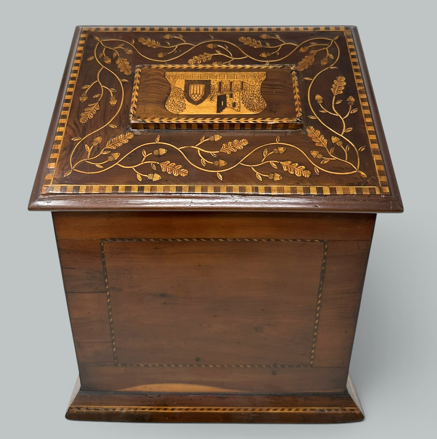 204. Antique Irish Castle Ruins Killarney Killarneyware Arbutus Wood Jewellery Casket - Image 12