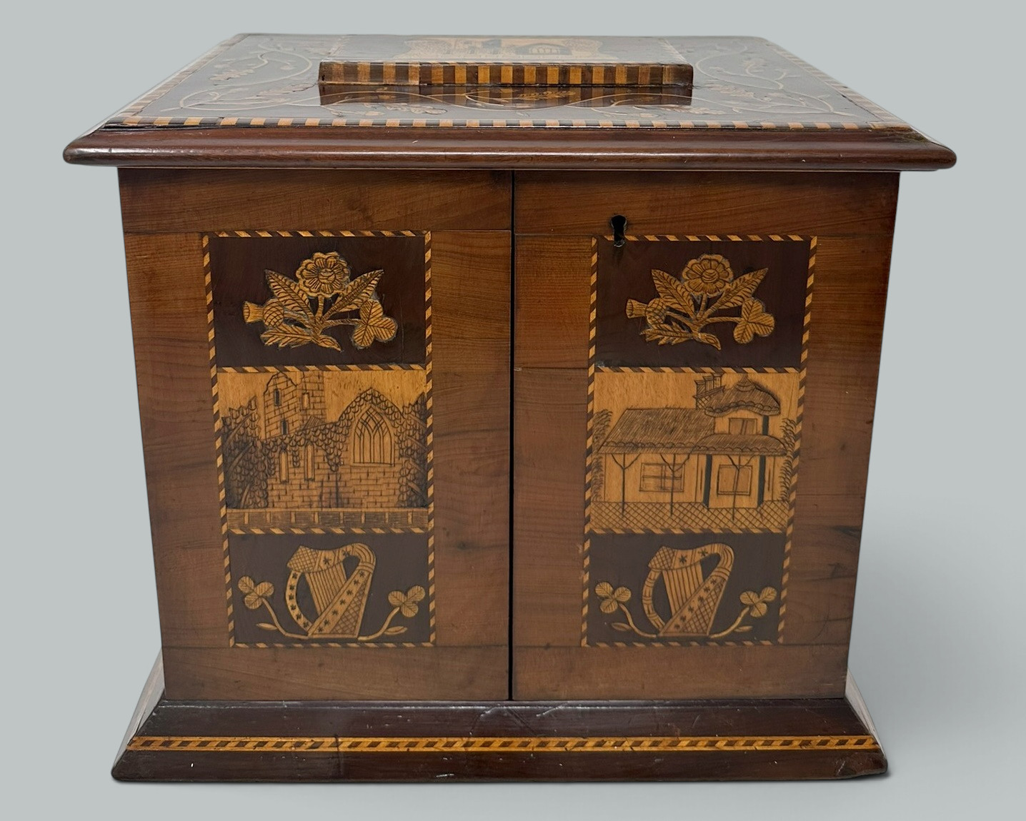 204. Antique Irish Castle Ruins Killarney Killarneyware Arbutus Wood Jewellery Casket - Image 2